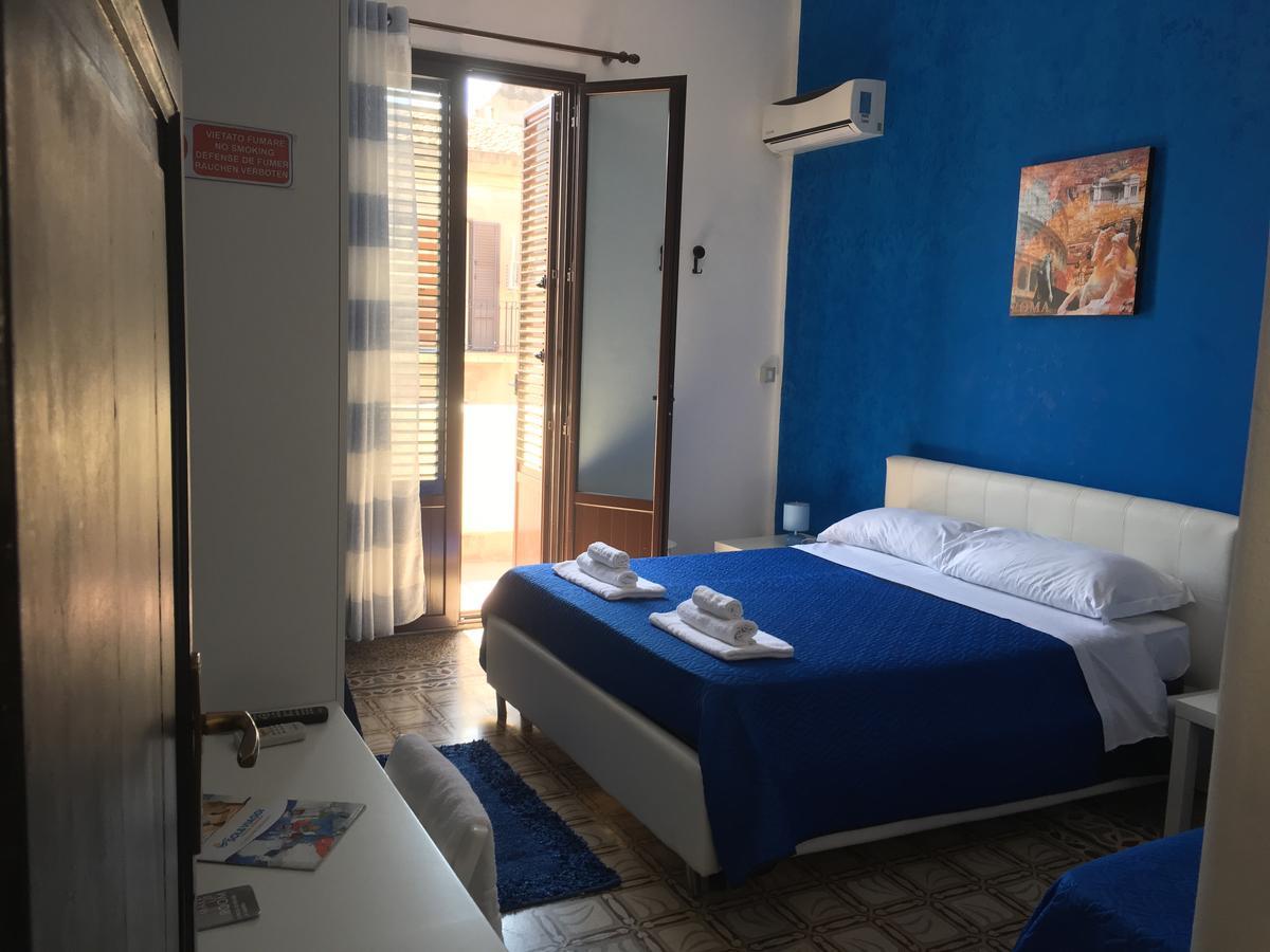B&B Royal Палермо Екстер'єр фото